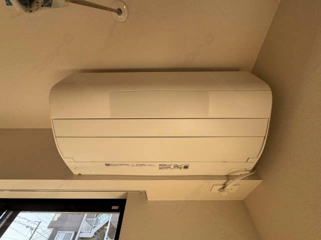 エアコン　リビング